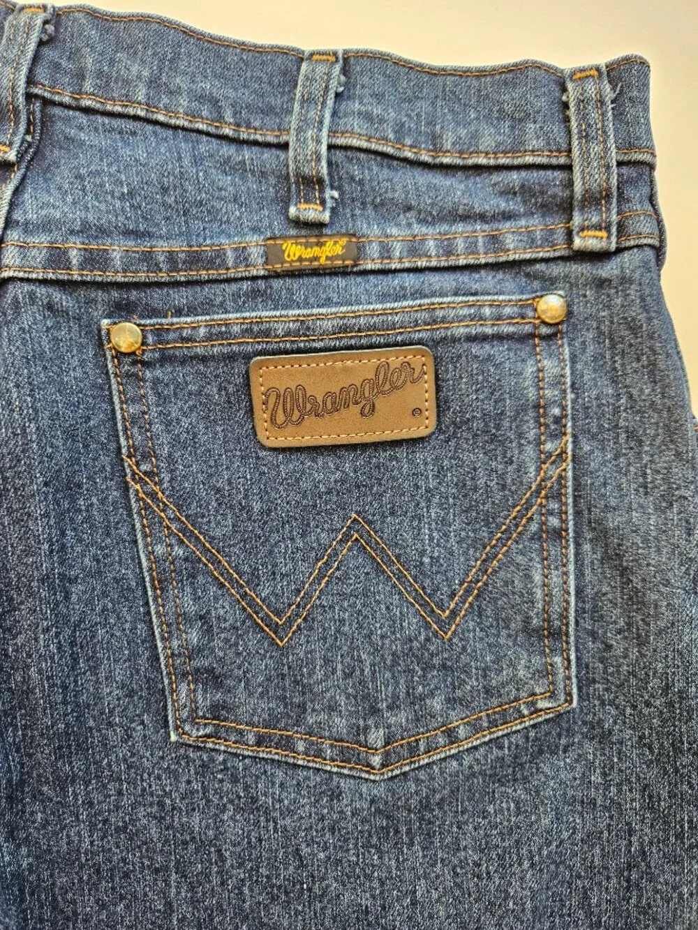 Wrangler Advanced Comfort Jeans Men's 32x32 Straight Leg Dark Wash Denim